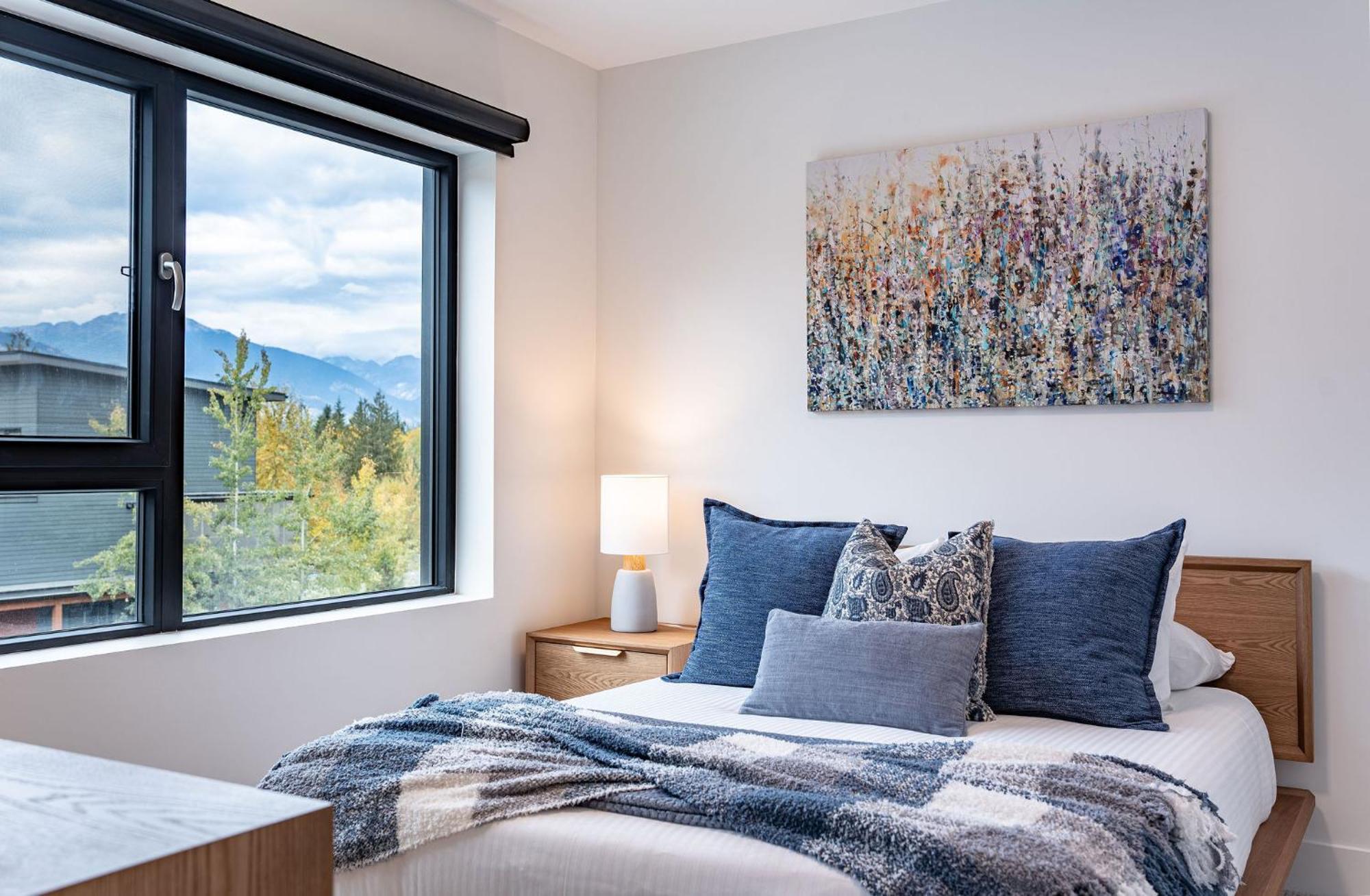 דירות Bluebird Daze By Revelstoke Vacations מראה חיצוני תמונה