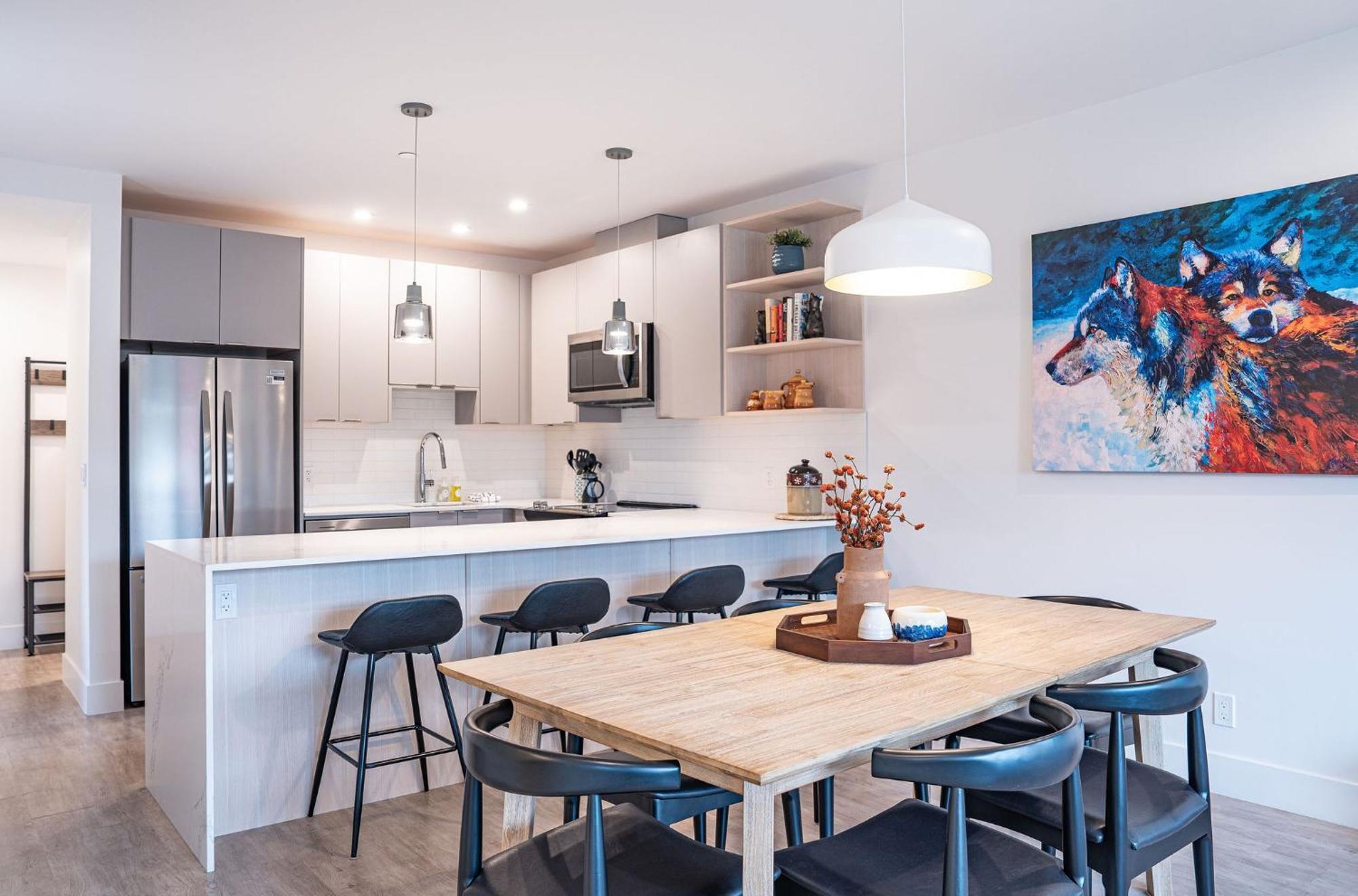 דירות Bluebird Daze By Revelstoke Vacations מראה חיצוני תמונה